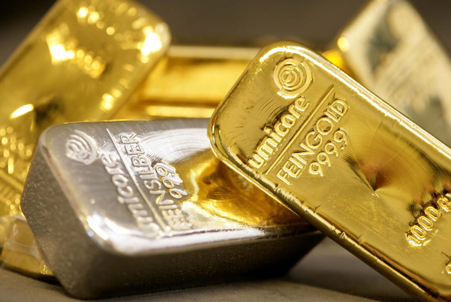 El oro, la plata y el cobre son metales preciosos o industriales